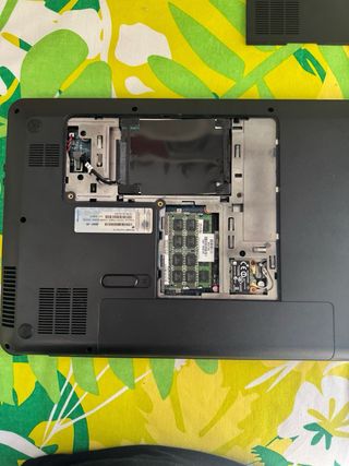 Portátil HP i5 para piezas o reparar