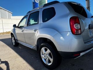 Dacia Duster 2011