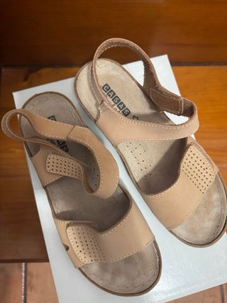 Sandalias CASA Comfort Beige Mujer