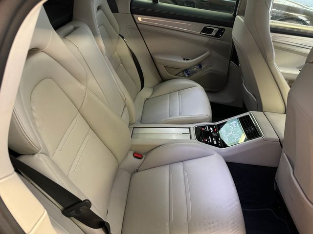 Porsche Panamera 2017