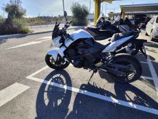Kawasaki Z750 Blanca 2010 - 60.000km