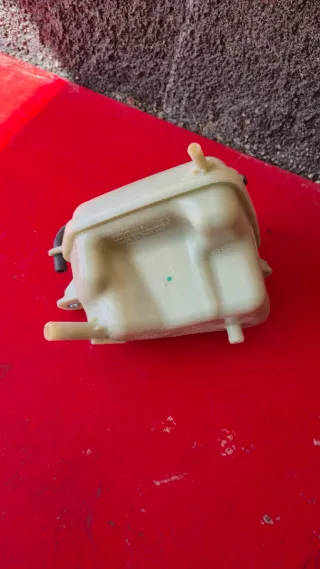 Depósito expansión Civic FK8