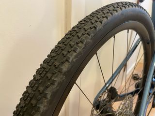 Bicicleta Gravel carbono Giant Revolt Advanced 1