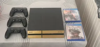 Consola PS4 500gb + 3 mandos + 3 juegos