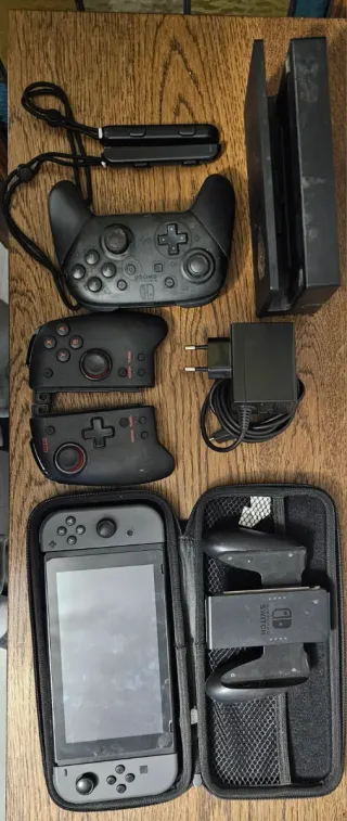 Nintendo Switch Negra Completa