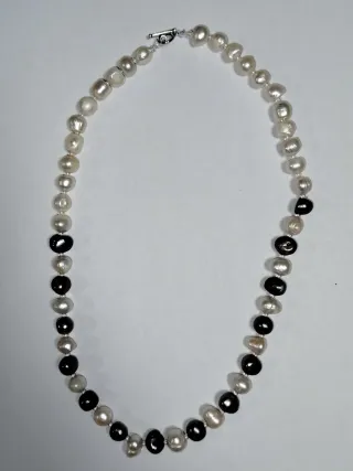 Collar de Perlas Naturales de Río