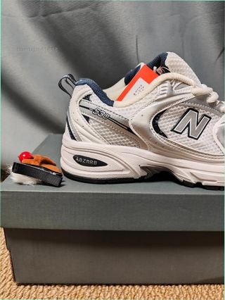New Balance 530 Talla 41.5 Blanco Plata