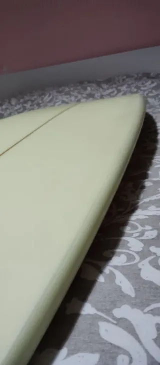 Tabla surf 5'11 casi nueva