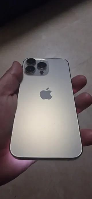 iPhone 14 Pro Max Dorado 128GB CAMBIO