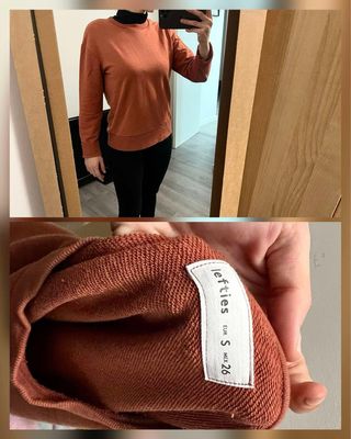Sudadera naranja básica.