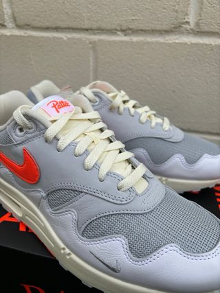 Nike Air Max 1 Patta "White Hyper Crimson"