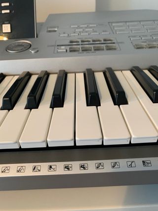 Tastiera Yamaha Tyros 2