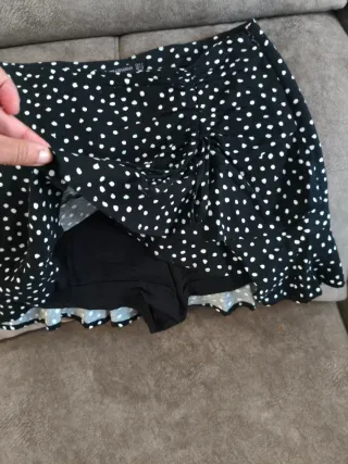 Falda pantalón Stradivarius lunares