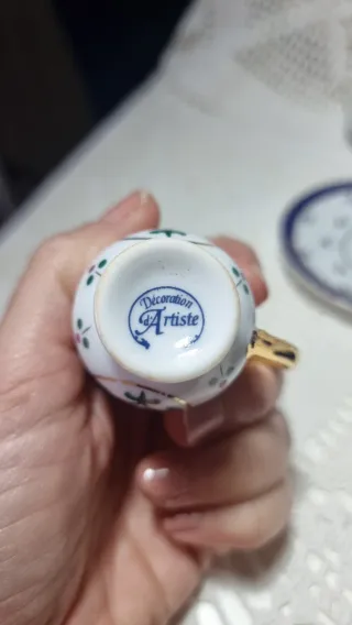 Set 10 mini tazzine da collezione