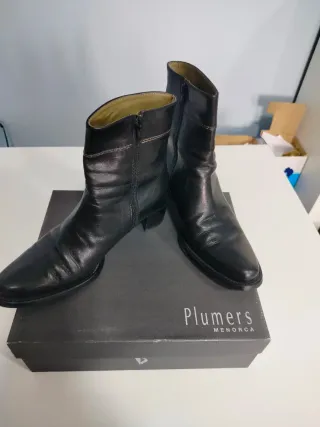 Botines de piel negros
