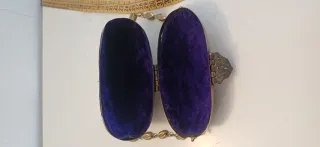 Bolso vintage dorado con cadena