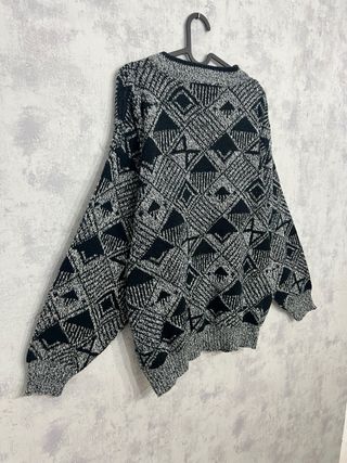 Jersey Geométrico Negro y Gris