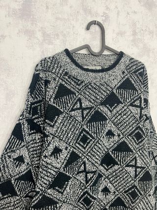 Jersey Geométrico Negro y Gris