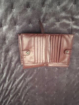 Bolso y Cartera Burdeos