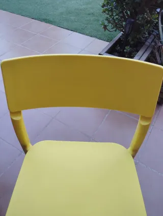 Silla Janinge Amarillas (Plástico)