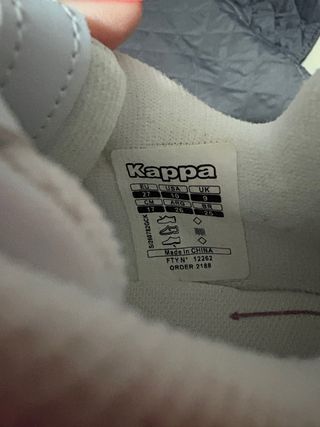 Zapatillas niña blancas y rosas. TALLA 27.