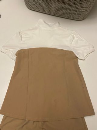 Conjunto Top y Shorts Beige/Blanco de niña