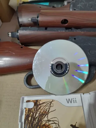 LOTE WII. Juego Wii Hunting Challenge y Accesorios