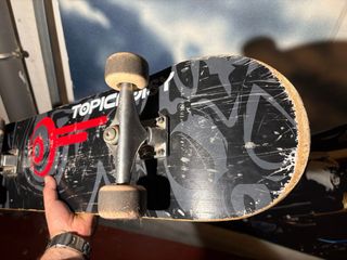 Monopatín Topic Noise