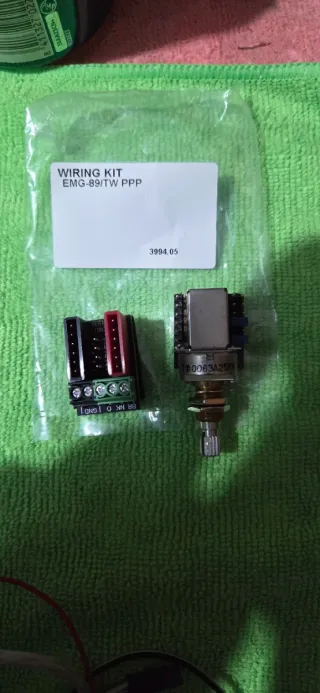 Pastilla Humbucker EMG 89-R Negra