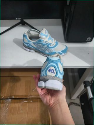 Asics GEL-NYC Talla 39 Azul y Blanco