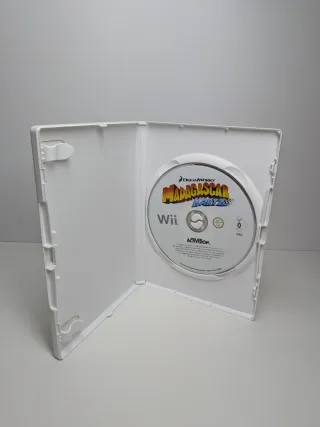 Madagascar Kartz con  Volante - Wii