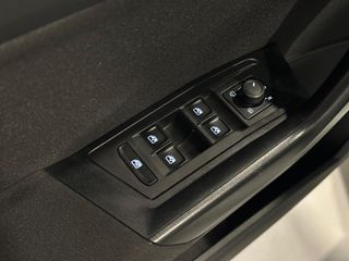 Volkswagen T-Roc Life 2.0TDi 115cv 2023