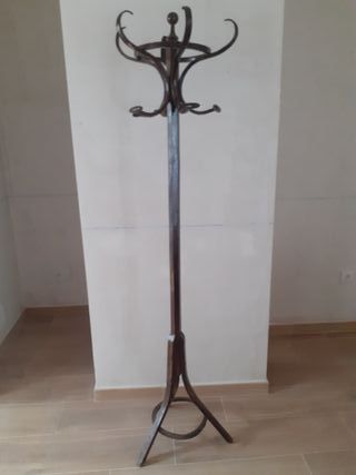 Perchero Pie Madera Maciza estilo Thonet, práctico
