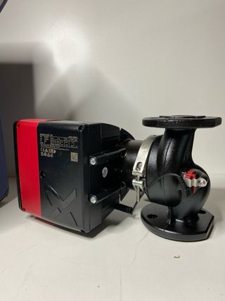 : Bomba Grundfos MAGNA3 40-80 F220