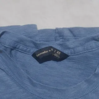 Camiseta Abercrombie NYC talla XS