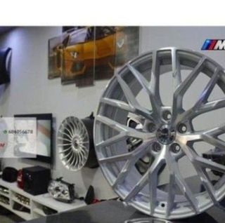 JUEGO DE 4 LLANTAS 19 NEW R8 SILVER A... rmb125265