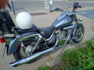 Suzuki Intruder 250 Gris Plata
