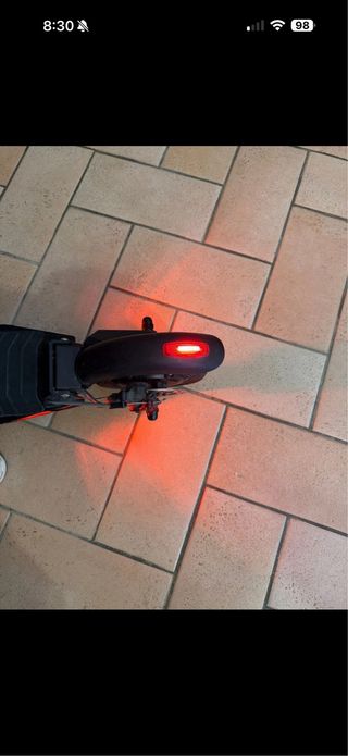 Monopattino Elettrico Nero