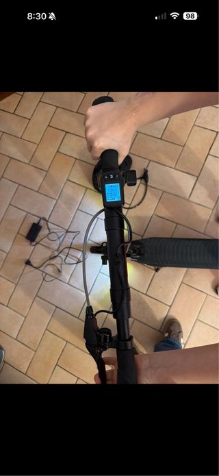 Monopattino Elettrico Nero