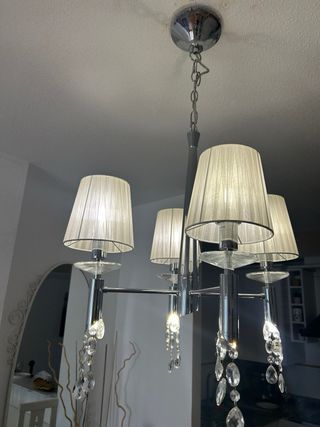 Lámpara colgante de cristal y tela
