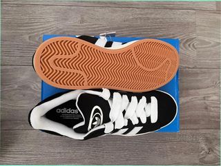 Adidas Campus 00s Negro/Blanco Talla 36