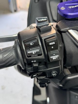 Yamaha T-Max 530 DX Maxi Scooter