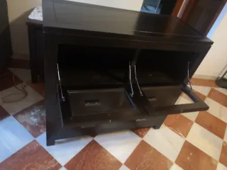 Mueble salón cajonera y vitrinas madera
