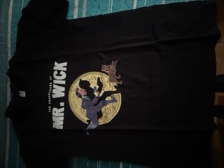 Camiseta Las Aventuras de Mr. Wick