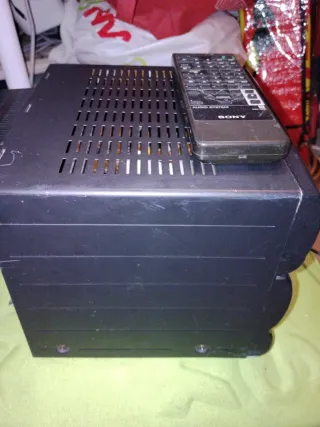 Sony MHC-2900 Mini Hi-Fi + Mando