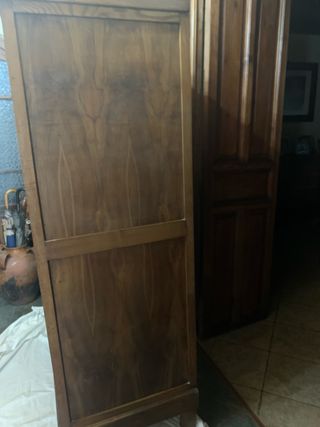 Armario antiguo madera con espejos