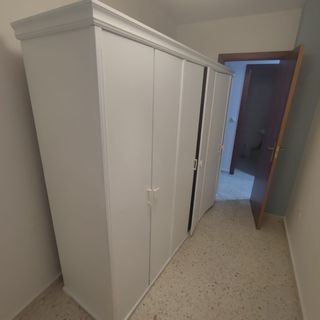 Armadio a 6 ante con cassettiera