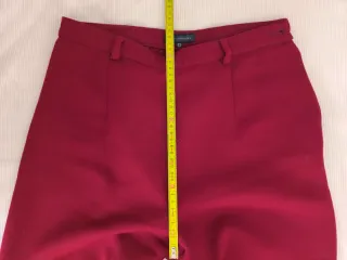 Pantalón de vestir burdeos