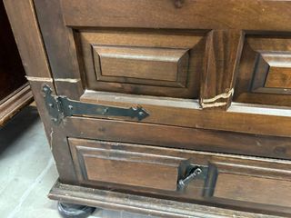 ARMARIO ESTILO CASTELLANO