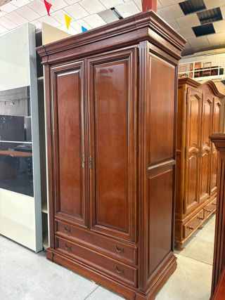ARMARIO DE MADERA MACIZA